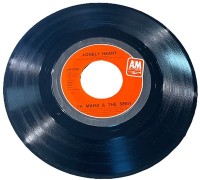 Ta Mara & The Seen   Everybody Dance / Lonely Heart - 45 rpm 1985 AM-2768