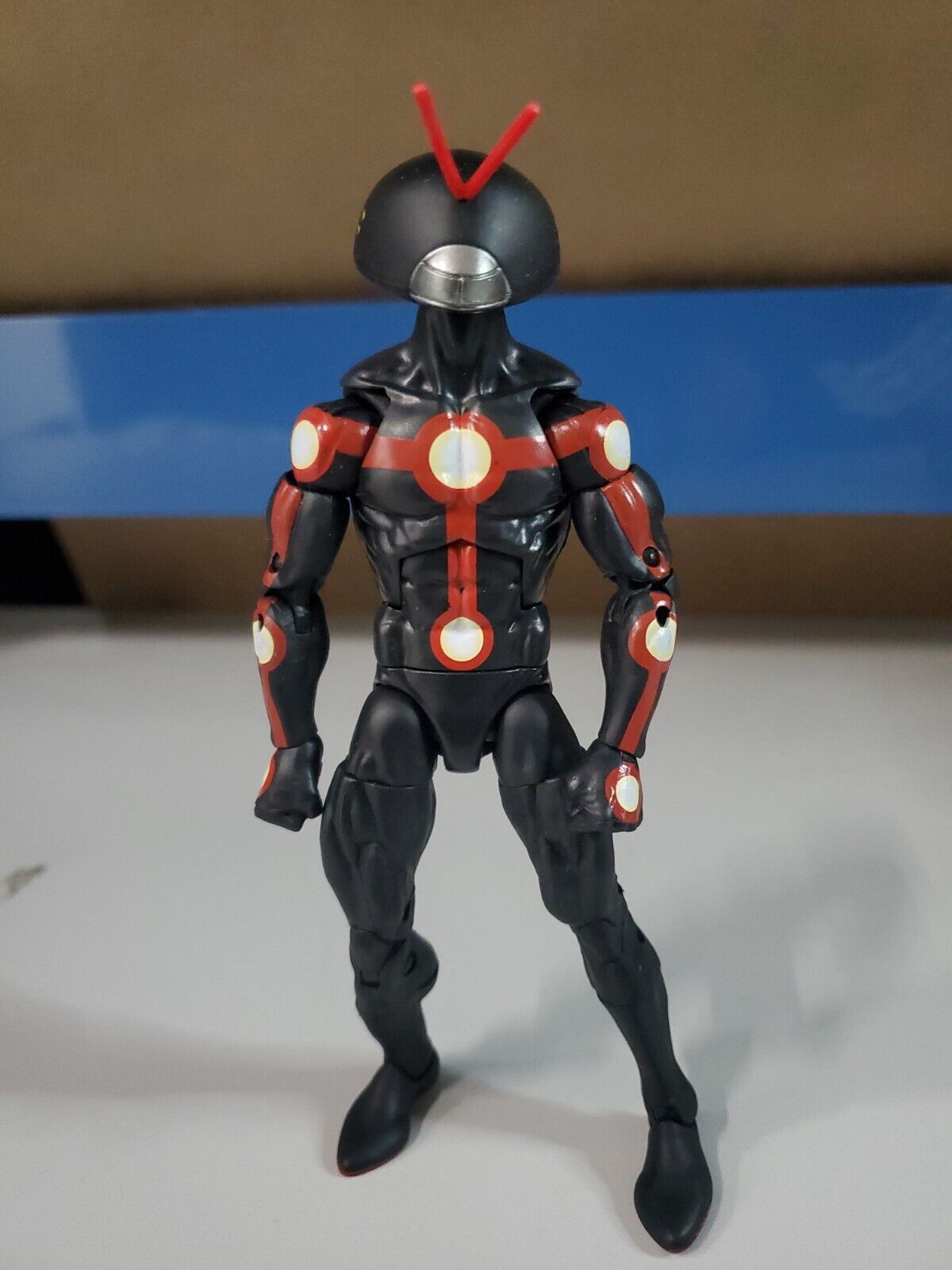 Marvel Legends - Future Ant-Man - Loose H1