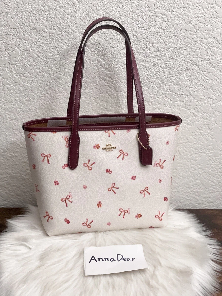 Mini store tote coach