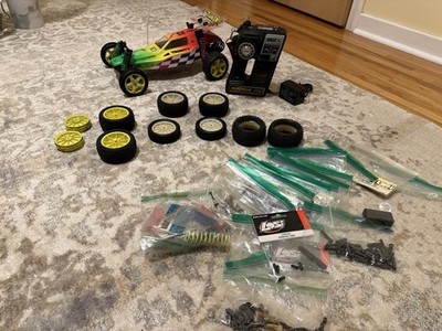 Team Losi XX   Mint Condition with Tons of Extra Parts and Futuba Controller