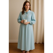 Apostrophe Sears Vintage Robe Medium Light Blue Floral Embroidered Lounger