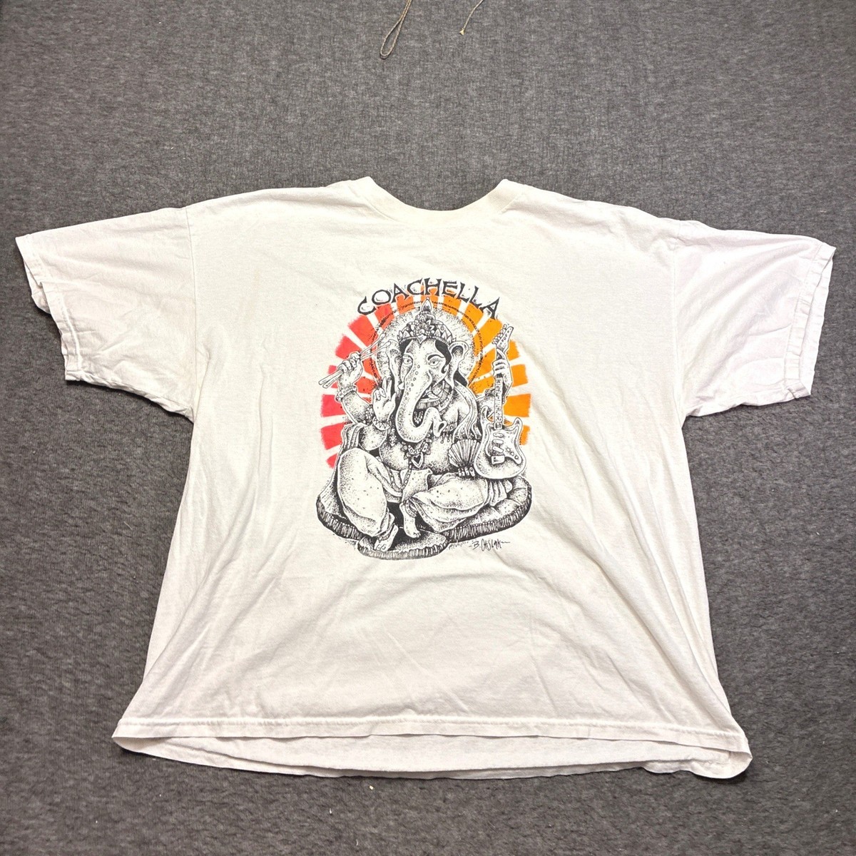 Coachella Music Festival T Shirt Mens XL White 2014 Ganesha Art B