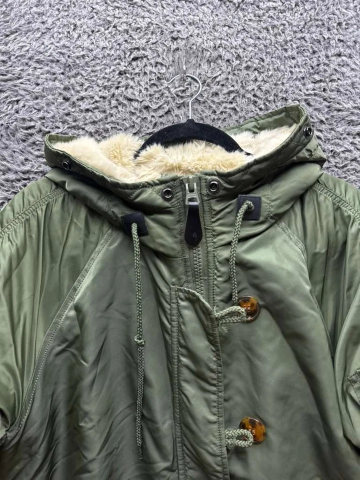 Chaqueta de invierno Alpha Industries Studio Field Parka verde salvia para mujer talla L Foto 3 de 4