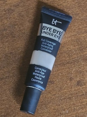 it cosmetics Bye Bye Under Eye Anti-Aging Concealer LIGHT 10.5 Waterproof NEW