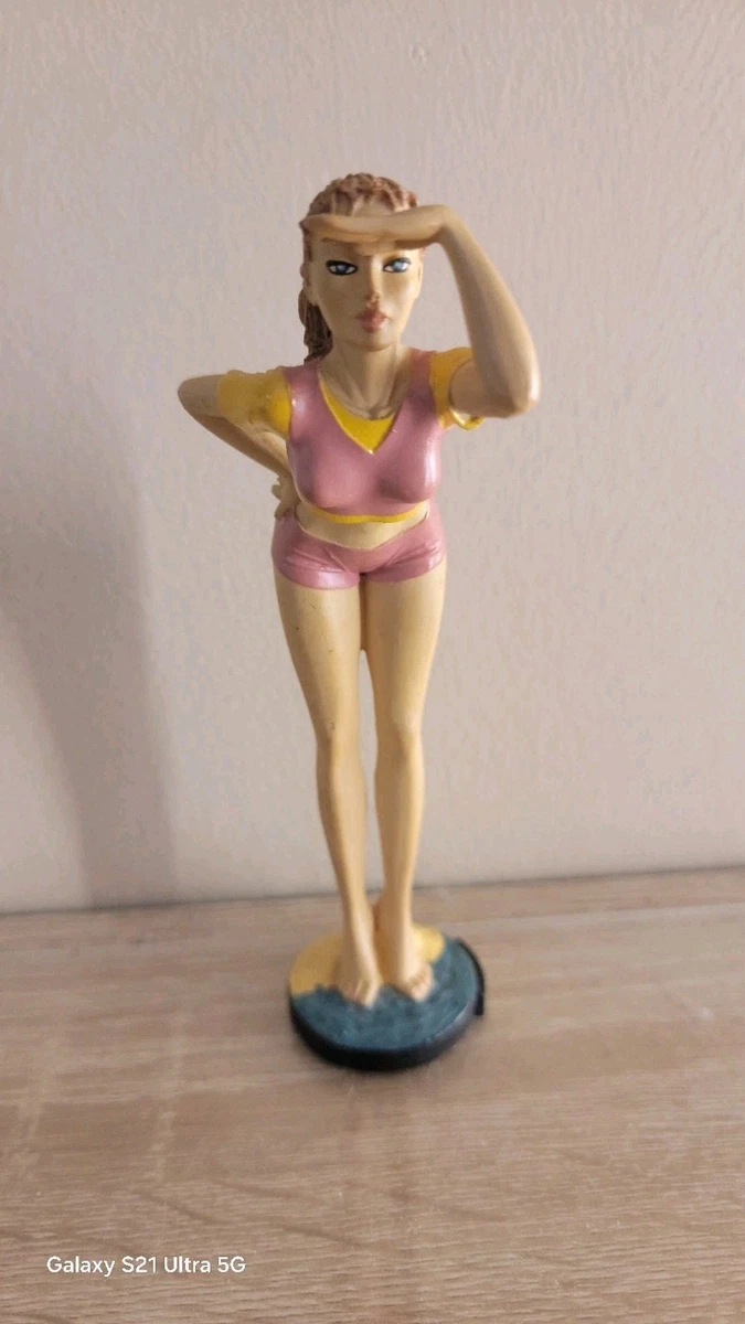 FIGURINE PUBLICITAIRE PIN UP BARDAHL LUBRIFIANT HUILE PLAQUE EMAILLEE