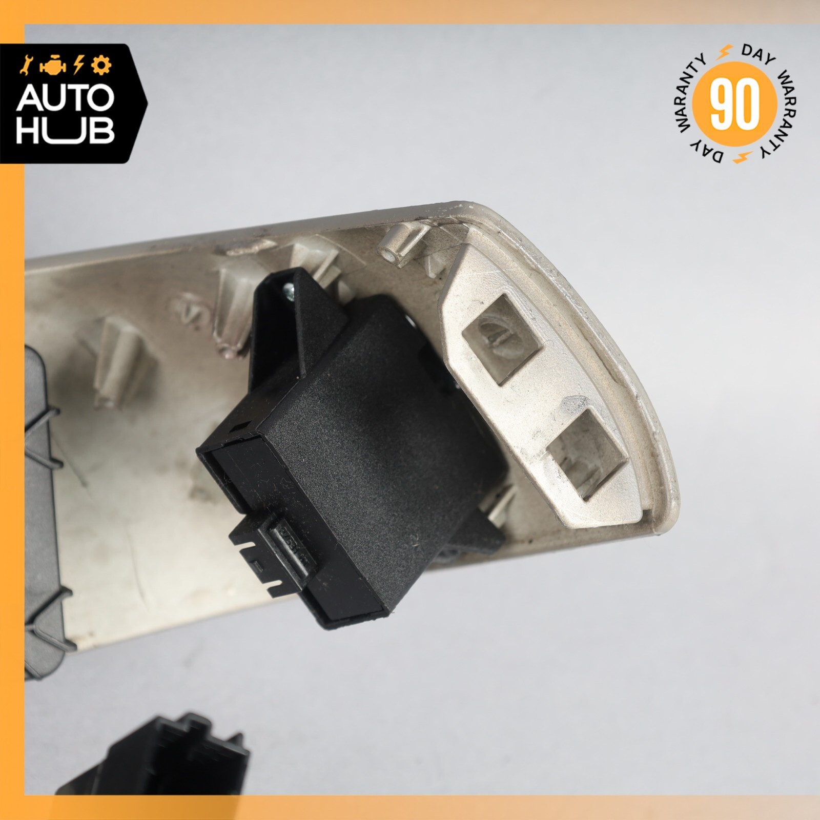 03-13 Maserati Quattroporte M139 Front Left Side Seat Control Memory Switch OEM