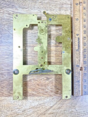Old Sessions Clock Movement Back Plate (Pivots Look Good) (KD1656)