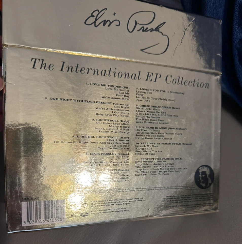 Elvis Presley International EP Collection 11__ 7" Vinyls 2001 Box Set New sealed - Image 2 of 3