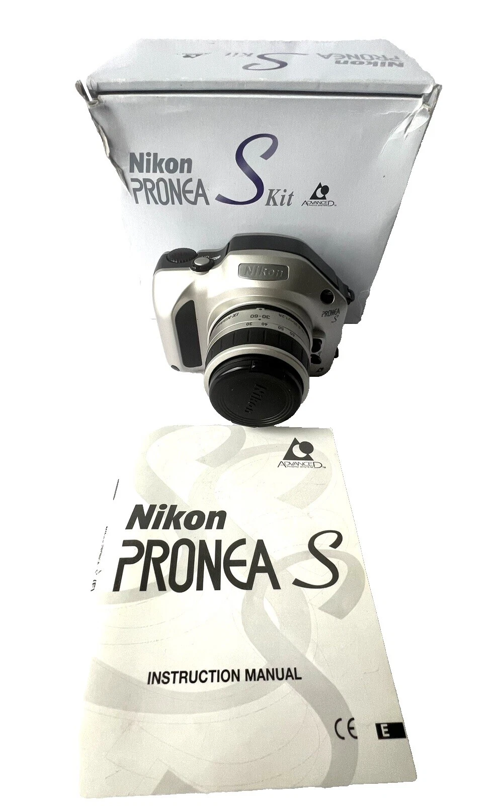 尼康测距仪胶片相机，带内置闪光灯