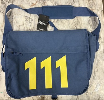 New with tags Fallout 4 LOOT CRATE Vault 111 Messenger Bag RARE!