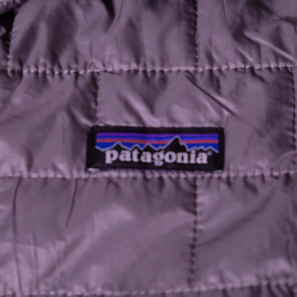 Women's Patagonia Silver Feather Gray Micro Nano Puff Zip Up Puffer Jacket Sz S - Image 4 of 4
