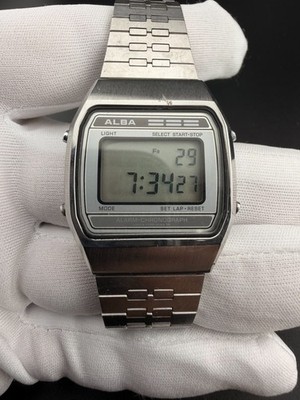 SEIKO Alba Y789-6180 Vintage LCD Alarm-Chronograph Digital Watch Japan