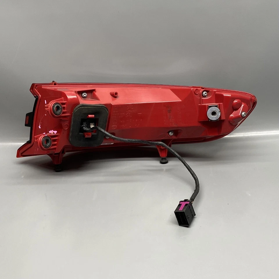 PORSCHE MACAN TAIL LIGHT LEFT DRIVER 2015 2016 2017 LED OEM 95B945095E Foto 4 de 4