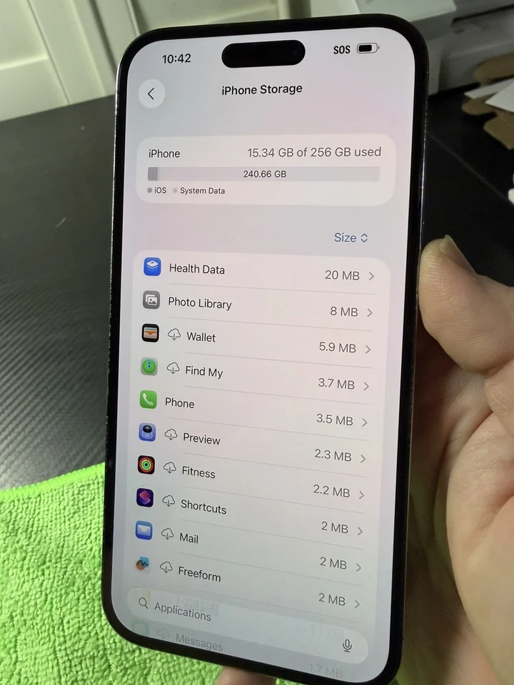 Apple iPhone 14 Pro Max 256GB Unlocked - Image 2 of 4