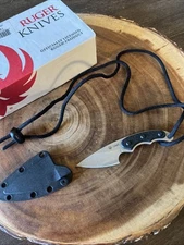 DISCONTINUED RARE RUGER CRKT R2701 18657 CARBINE Fixed Blade Neck Knife NIB