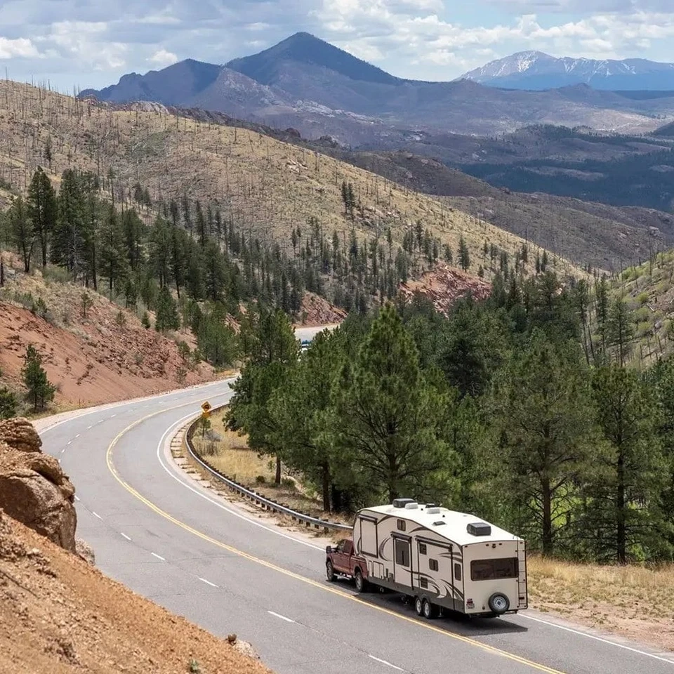 For Ford F-350 Super Duty 99-19 CURT 16600 CrossWing Lightweight 5th Wheel Hitch - Изображение 2 из 2