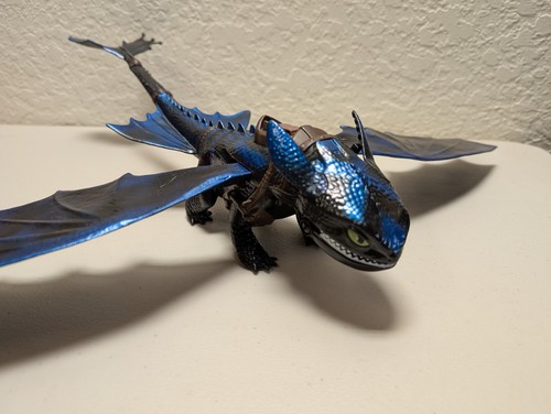 2013 How To Train Your Dragon Fire Breathing - Night Fury Toothless 23" Wingspan - Picture 2 of 4