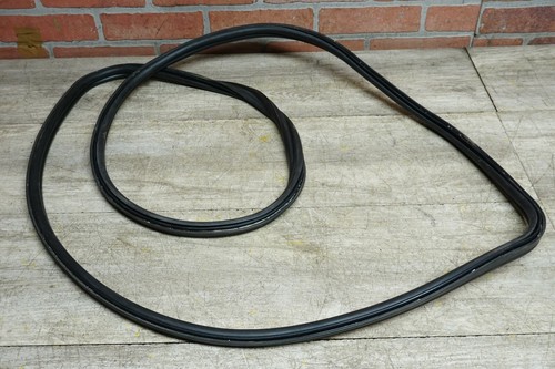 2013-2015 BMW 328I XDRIVE F30 SEDAN REAR TRUNK LID RUBBER WEATHERSTRIP SEAL OEM* - Picture 3 of 5