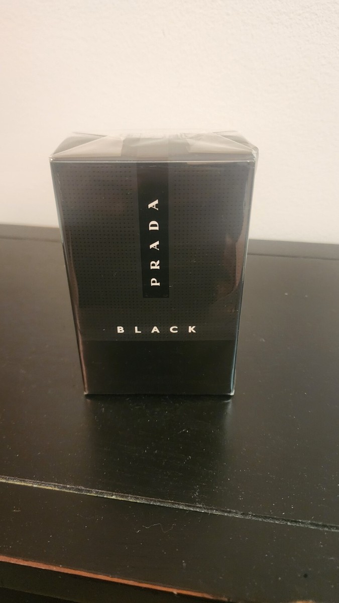香水(男性用) PRADA LUNA ROSSA BLACK Eau de Parfum Luna Rossa Black Eau de Parfum | Prada Beauty Official Site