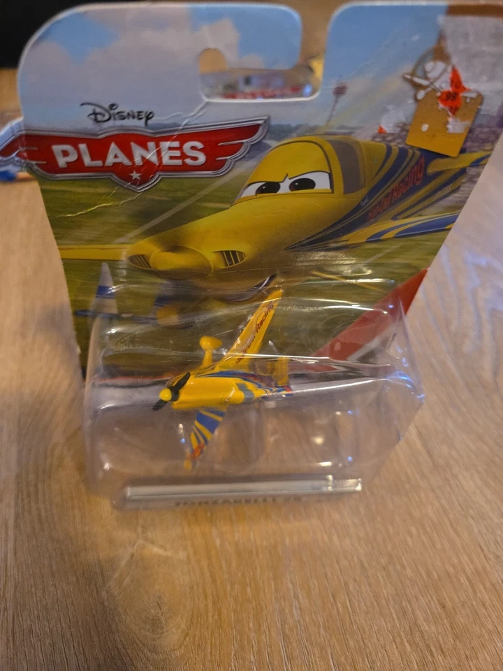 Aviones Disney Pixar Fonzarelli #8 Nebraska Trails nuevos sellados Foto 4 de 4