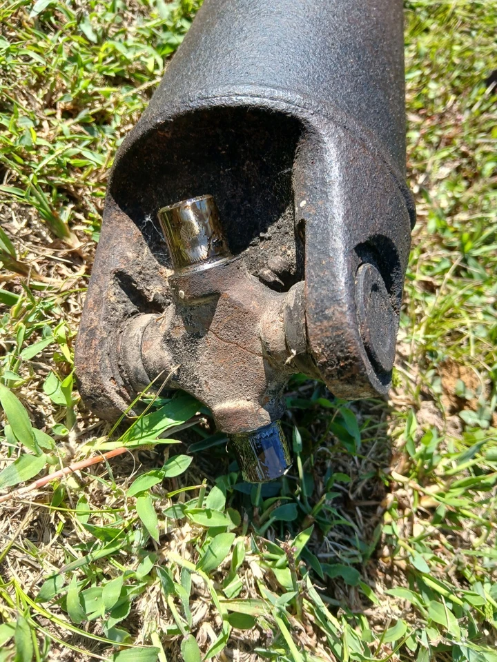 1997-1999 Dodge Ram 1500 Rear Driveshaft Drive Shaft 4x4 Extended Cab Short Bed - Image 3 of 4