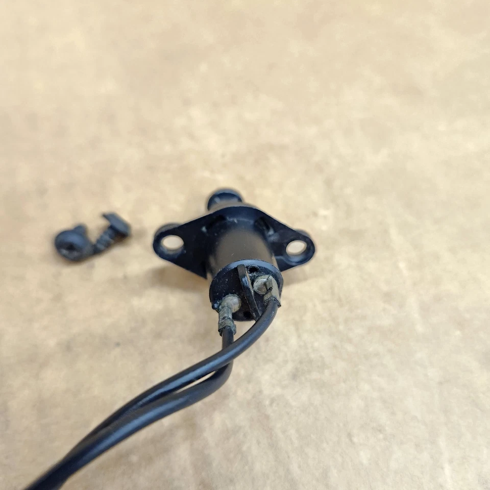 C4 Corvette Rear Window Hatch Ajar Switch & Screws Courtesy Light GOOD OEM 84-96 - Image 3 of 4