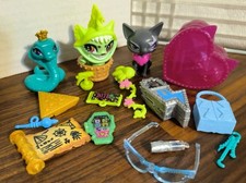 Monster High Doll Accessories Lot 16 pcs Pets, Bags, Sunglasses Cleo Venus