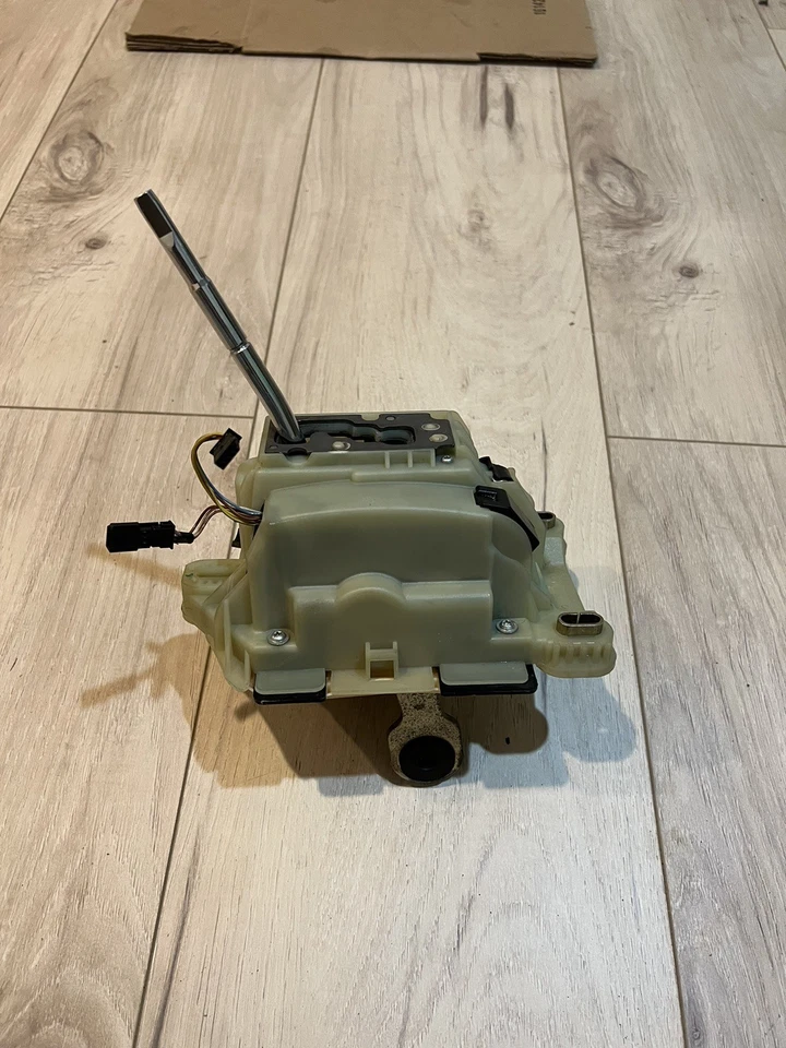 mercedes 01 02 W203 C230 C240 C320 C32 Shifter 2032672724 TESTED - Image 4 of 4