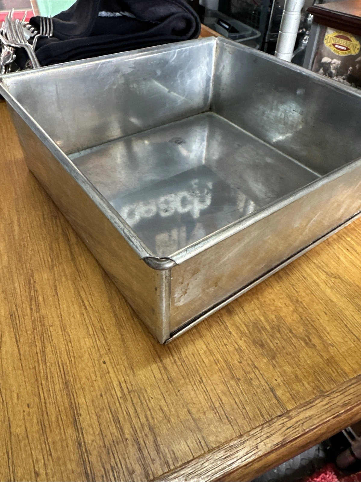 Vintage Large Square Cake Tin 9 1/2” X 3 1/4 Deep - Square
Opens in a new window or tab
