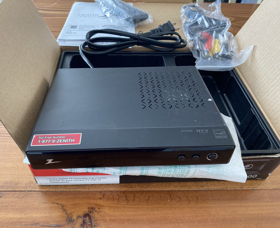 Zenith Digital TV Tuner Converter Box DTT900 Open Box eBay