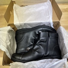 clarks griffin lace bootie