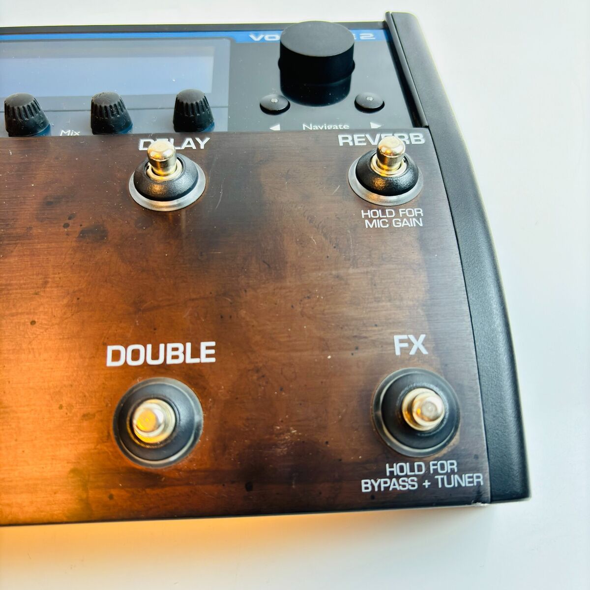 TC-HELICON VOICELIVE 2 Vocal Multi-Effects Processor Pedal TC-HELICON VOICELIVE 2 Vocal Multi-Effects Processor Pedal
