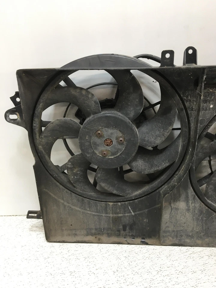 Motor de refrigeración eléctrico 03 SAAB 9-5 Foto 3 de 4