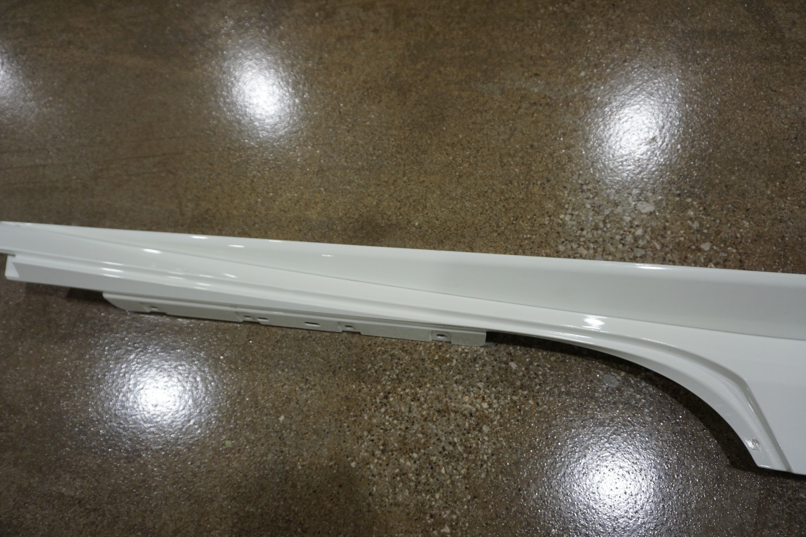 Ferrari 488 2018 RIGHT Running board P/N 086612500