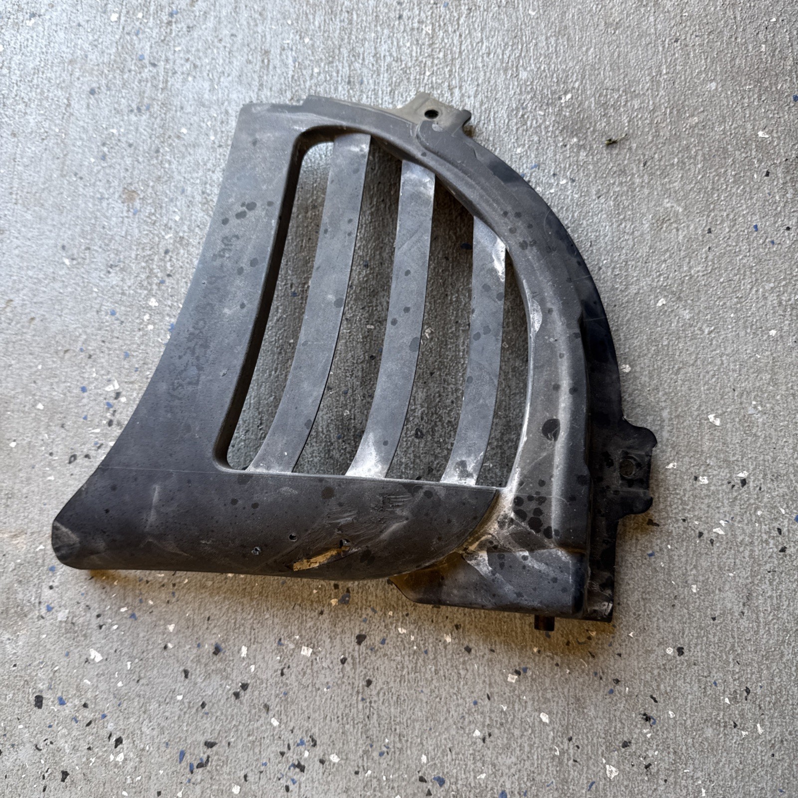 Aston Martin DB11 Left Intake hose P/N HY53280B84AB