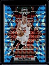 2022-23 Panini Mosaic #104 Tyler Herro Reactive Blue