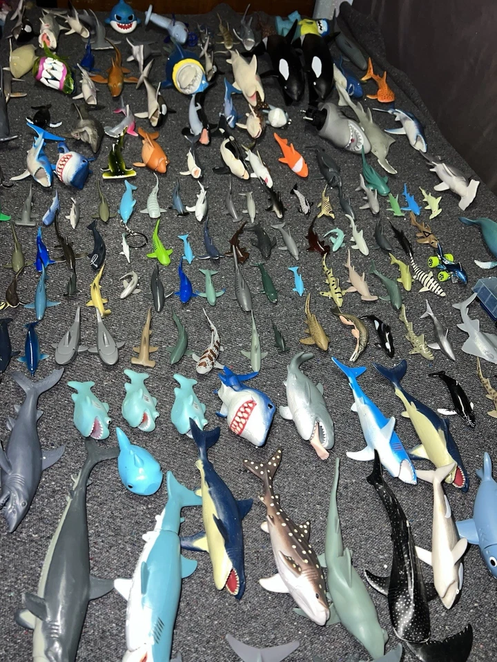 HUGE Toy Shark Lot Over 150 Pieces Rubber Plastic PVC 10 LBS! Offers Accepted - Image 4 of 4
