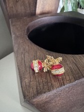 Vintage Avon Christmas ornament stud earrings Gold Tone Red Clear Crystals