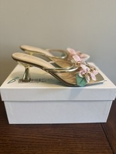 Betsey Johnson Wells Gold Floral Kitten Heels Sandals 6.5 women  s NEW