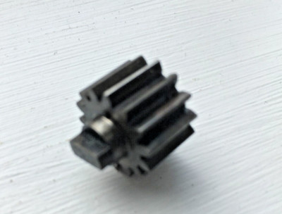 67-1385 ÖLPUMPE SPÜLGETRIEBE MIT SPINDEL - BSA A10, A7 etc.