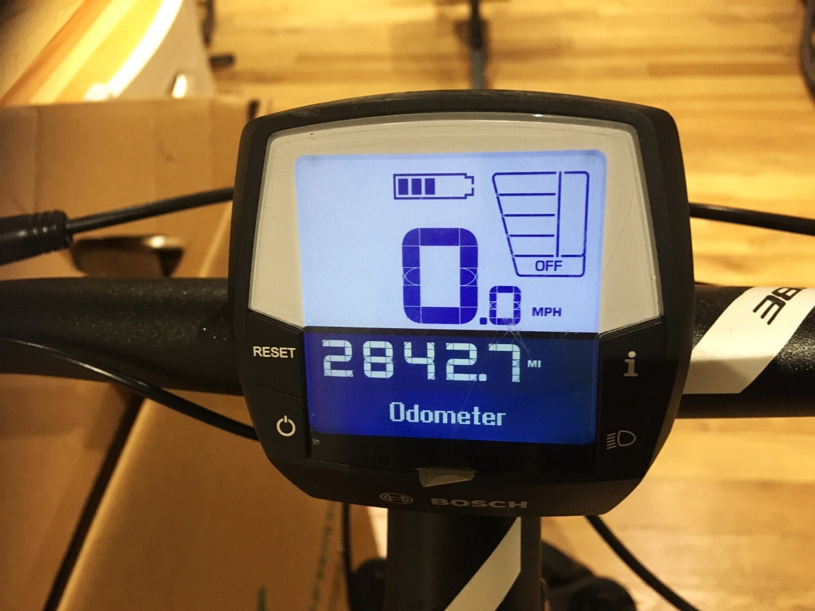 'BARG'AIN' Cube Kathmandu Hybrid Pro 625 EBIKE Outstanding Mint