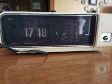 Vintage National Panasonic Flip Clock Radio Model RC-6Q03B Desktop 1970s
