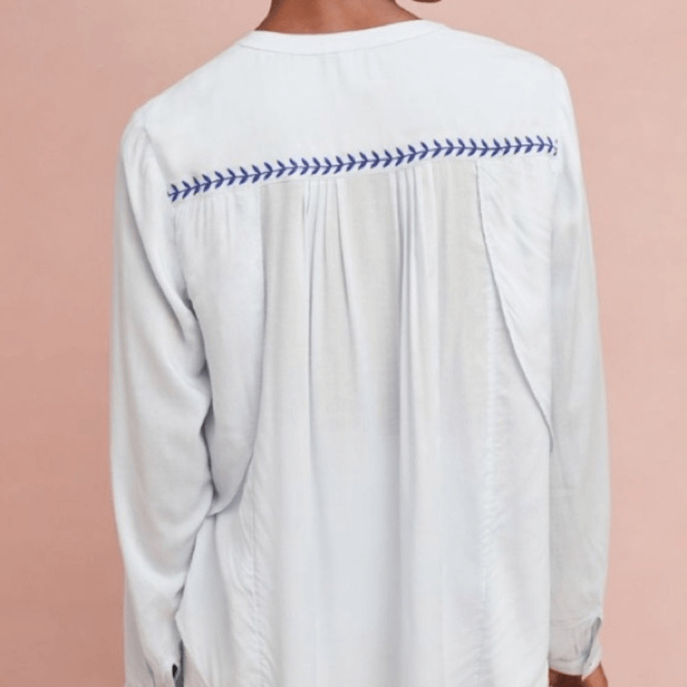 Anthropologie Akemi + Kin Iris Embroidered Buttondown Blouse NWT Medium image 4