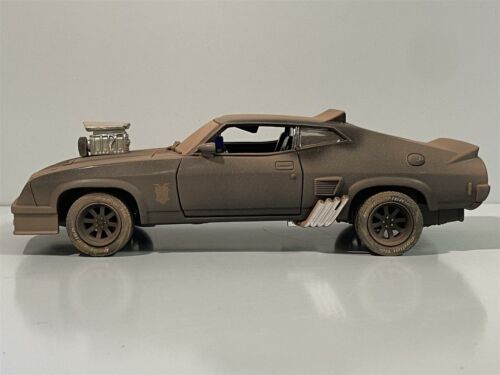 Mad Max Last of the V8 Interceptors Weathered 1:24 Greenlight 84052 - Picture 4 of 8