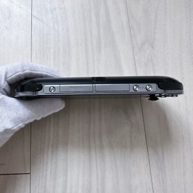[EXCELLENT] PS Vita Sony PCH-1000 Playstation Console Working Duty-free