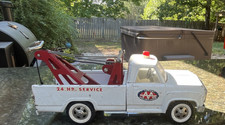 Vintage Tonka Tow Truck AA 24 Hr Service White Red, complete, played with