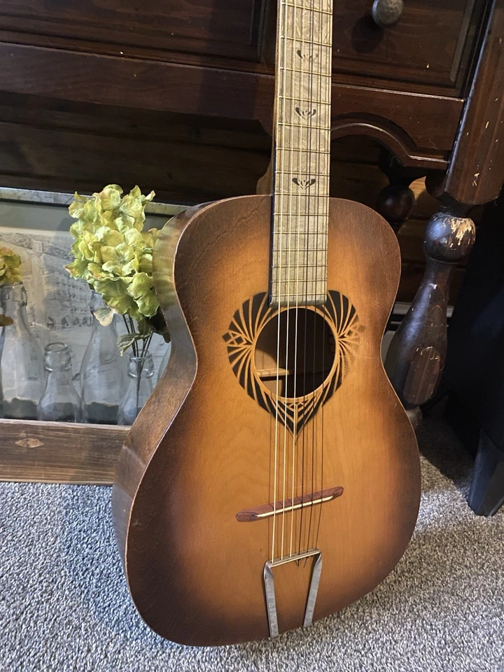 Vintage 1920s 30s Supertone Parlor Acoustic Guitar Rare Heart Tribal Design - Image 2 of 4