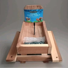 Pennington Cedar Picnic Table Squirrel Feeder