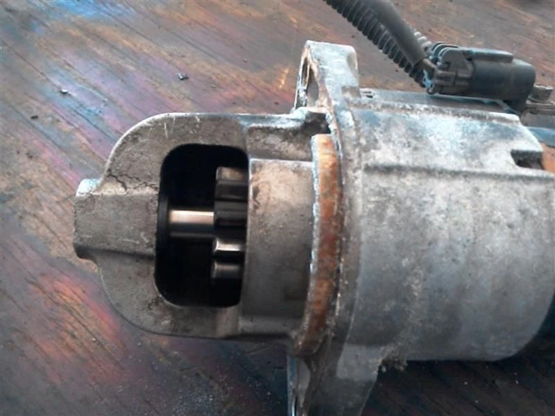 Motor de arranque a través de 10/00 compatible con 00-01 ALTIMA 37205 Foto 4 de 4