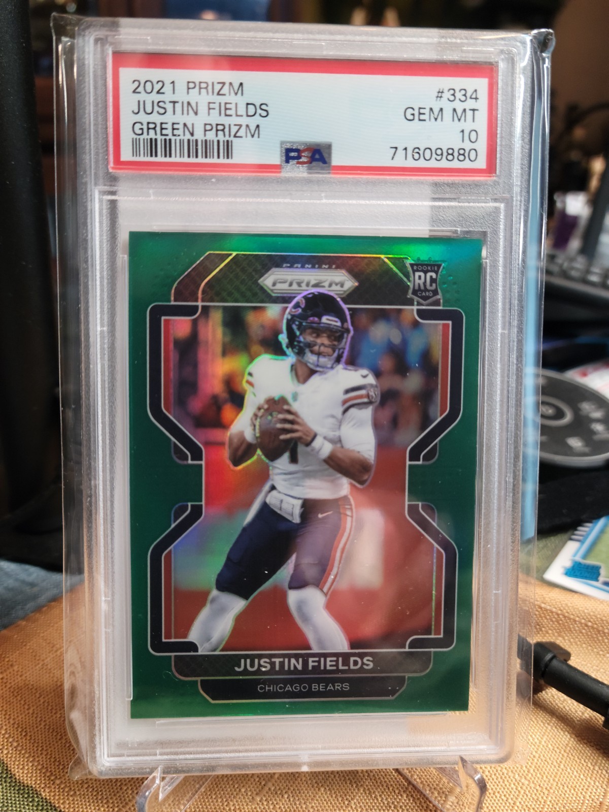 2021 Panini Prizm Justin Fields Green #334 PSA 10 GEM MT Rookie RC Card
